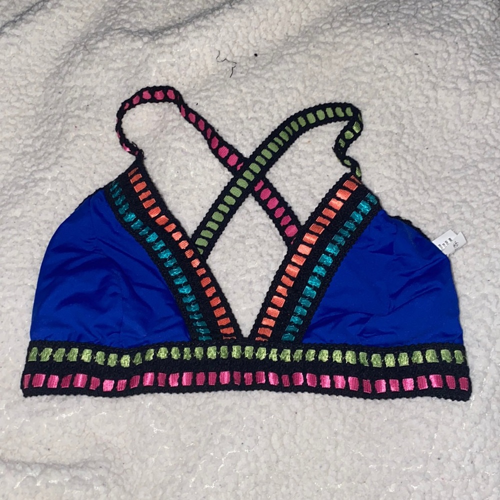 LA BLANCA colorful bathing suit top